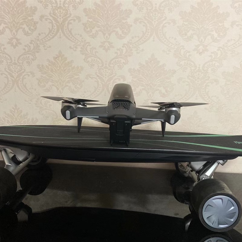 สเก็ตบอร์ดไฟฟ้าสำหรับผู้ใหญ่ สมาร์ทด้วยระบบบาลานซ์และควบคุมระยะไกล SPECTRA